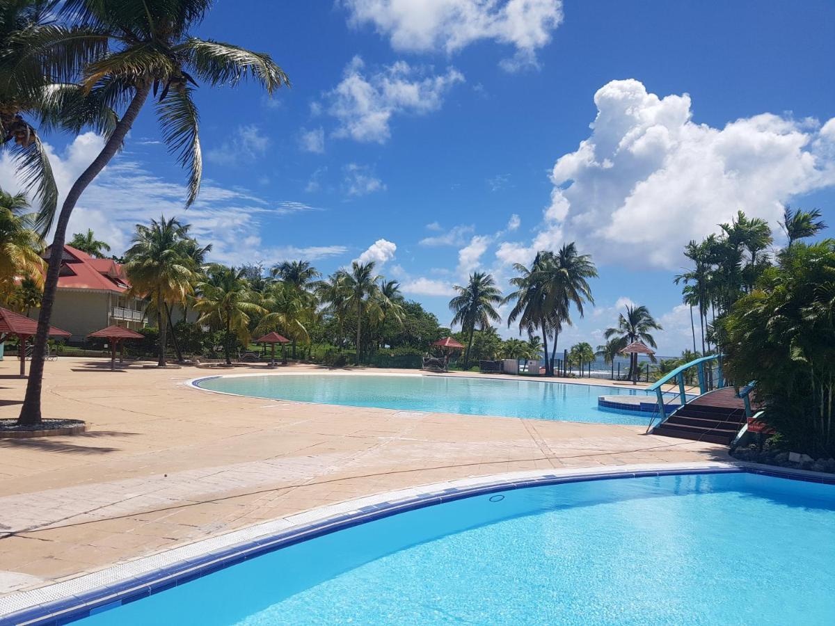 Caraibes Apparts-Resorts Sainte-Anne  Exteriör bild