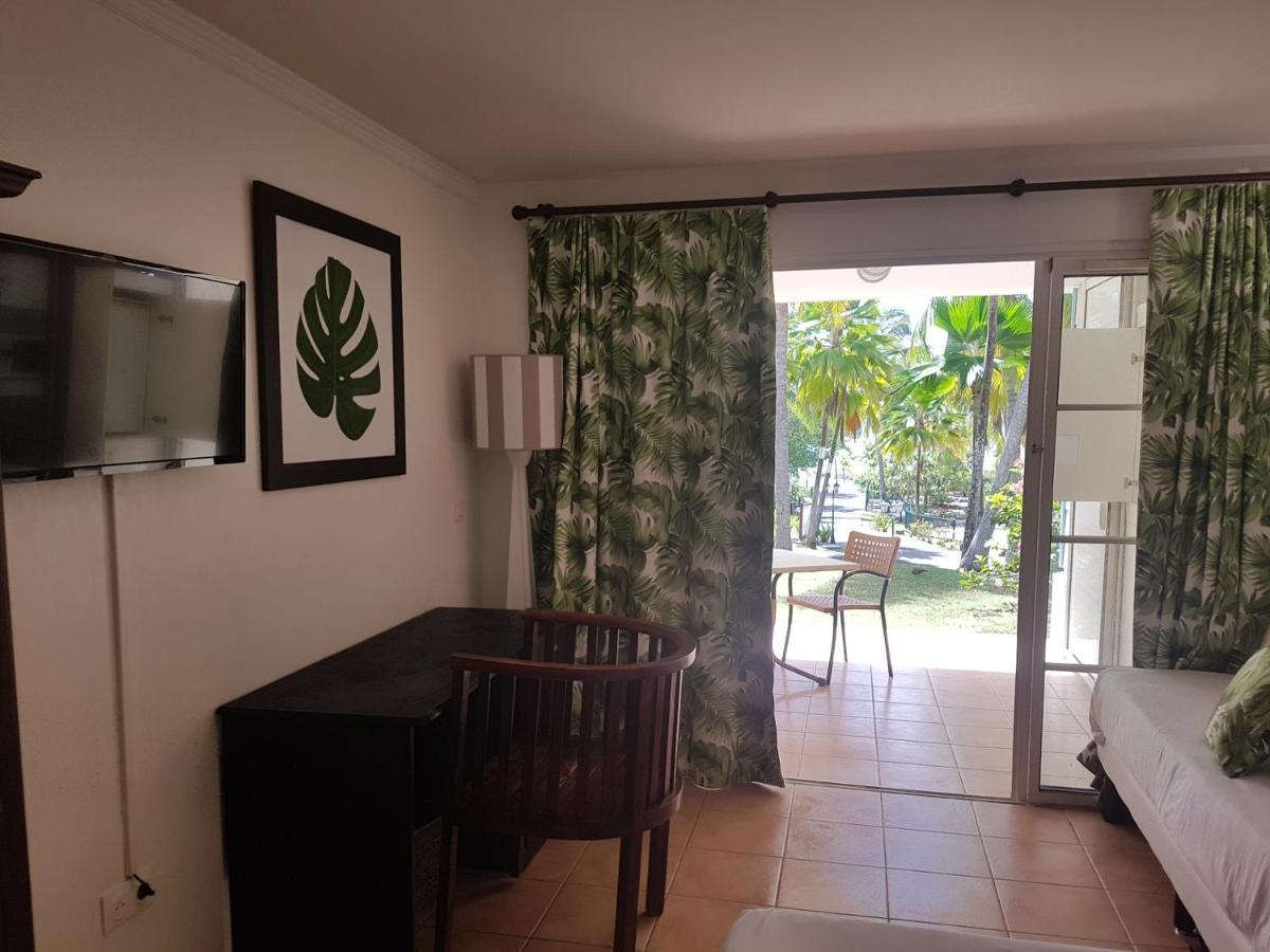 Caraibes Apparts-Resorts Sainte-Anne  Exteriör bild
