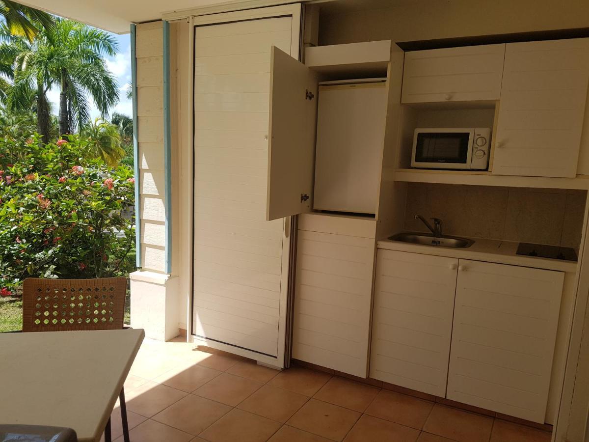 Caraibes Apparts-Resorts Sainte-Anne  Exteriör bild