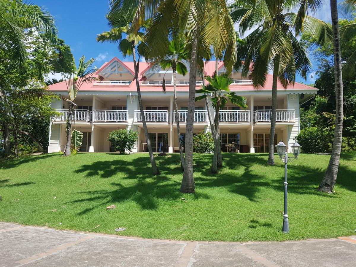 Caraibes Apparts-Resorts Sainte-Anne  Exteriör bild